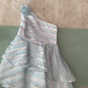 One shoulder rose feather dress